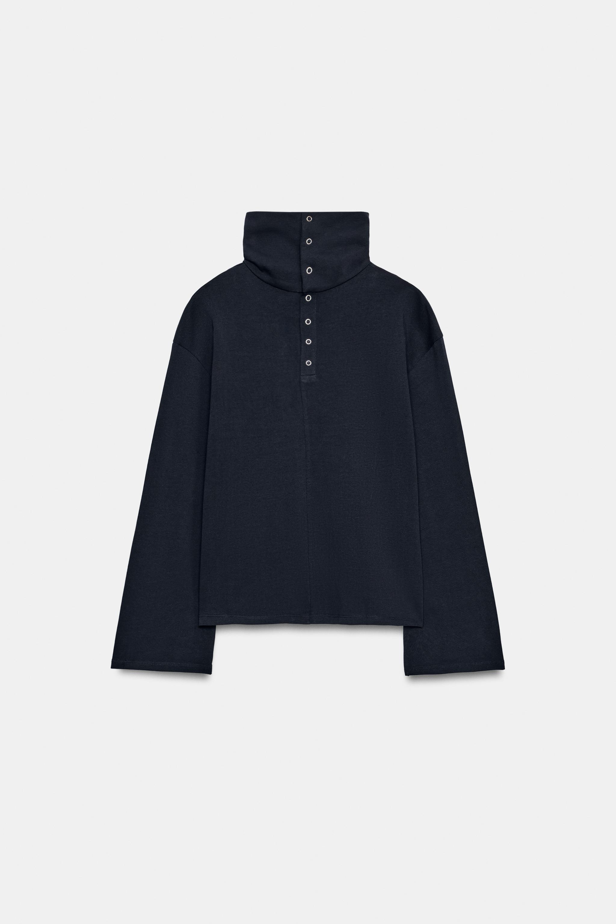 HIGH NECK SWEATSHIRT