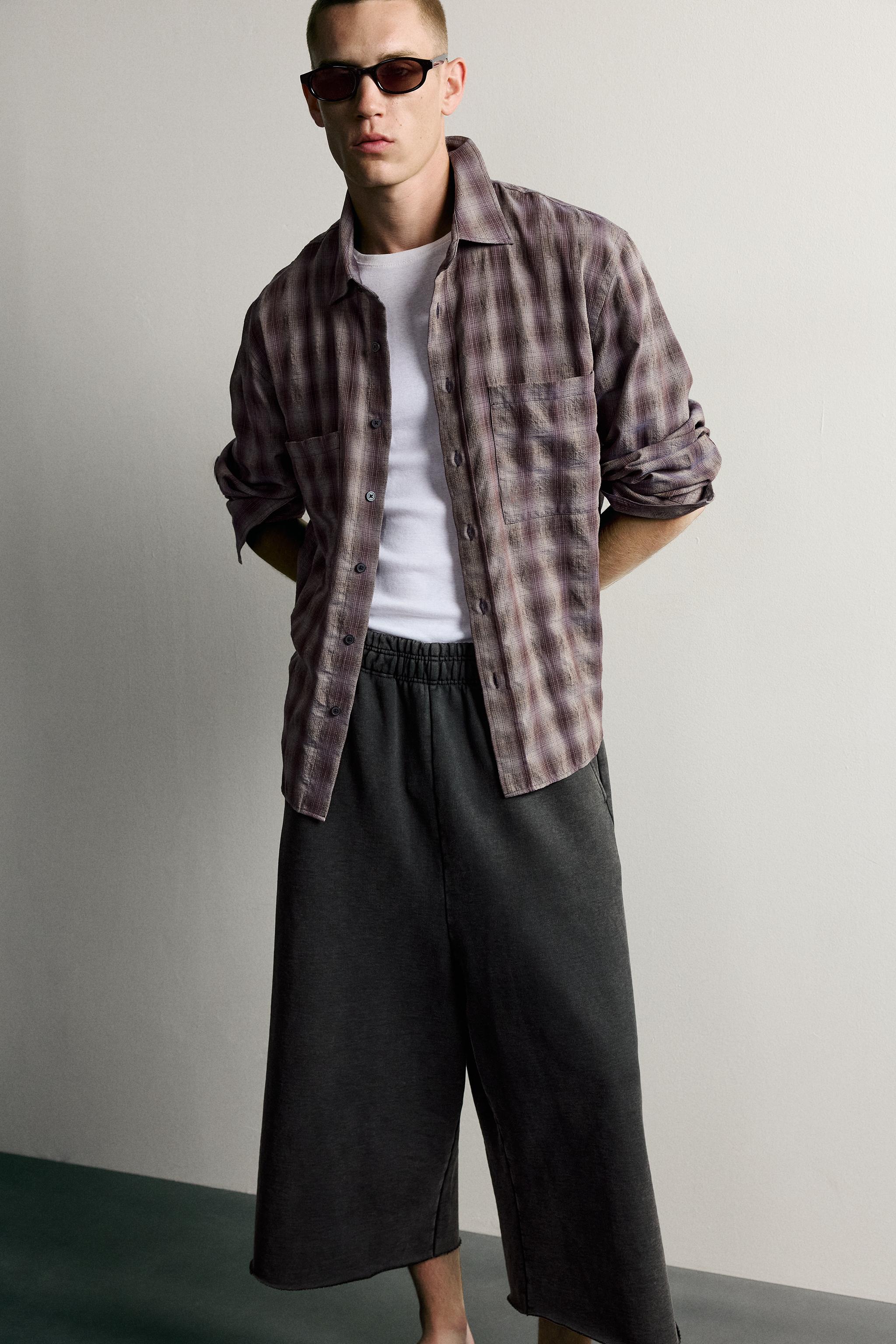 Мужские брюки Zara RELAXED CROPPED FIT JOGGER PANTS — фото 5