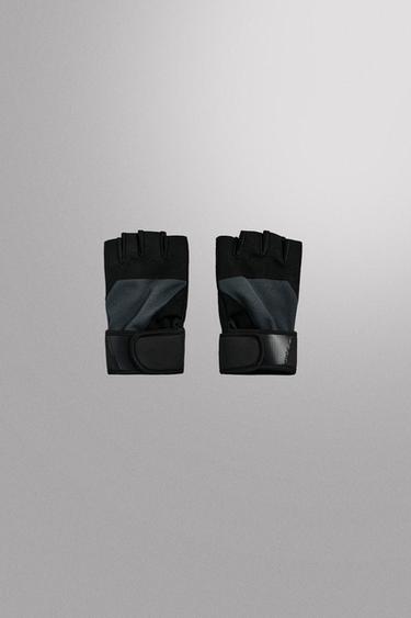 TECHNICAL TRAINING MITTENS - Black by Zara