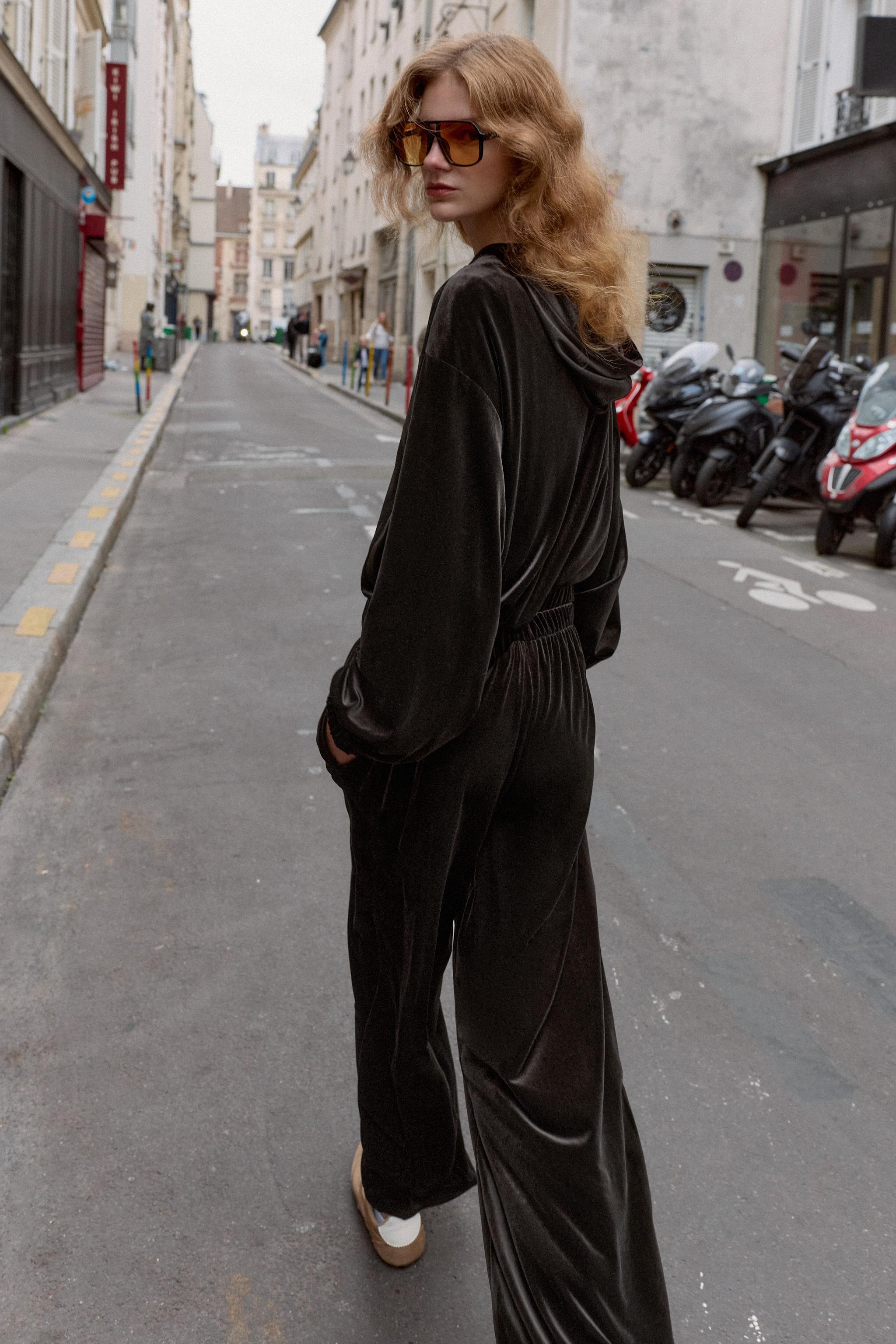 VELVET HOODIE JACKET