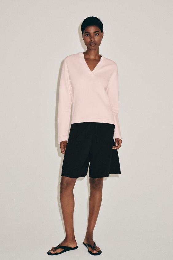 SUDADERA ESCOTE PICO ALGODÓN - Rosa pastel de Zara - Imagen 0