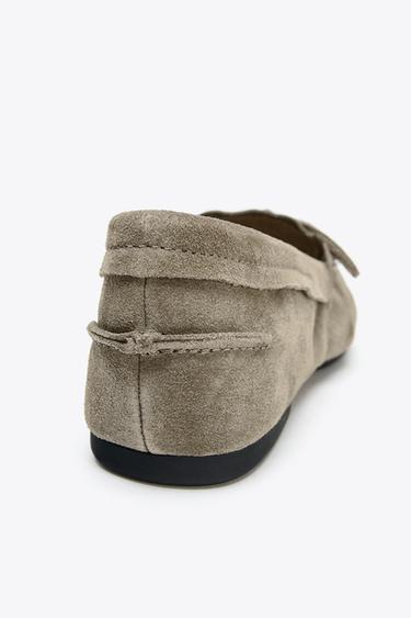 SPLIT SUEDE LOAFERS WITH TASSELS - Grey by Zara - Image 4