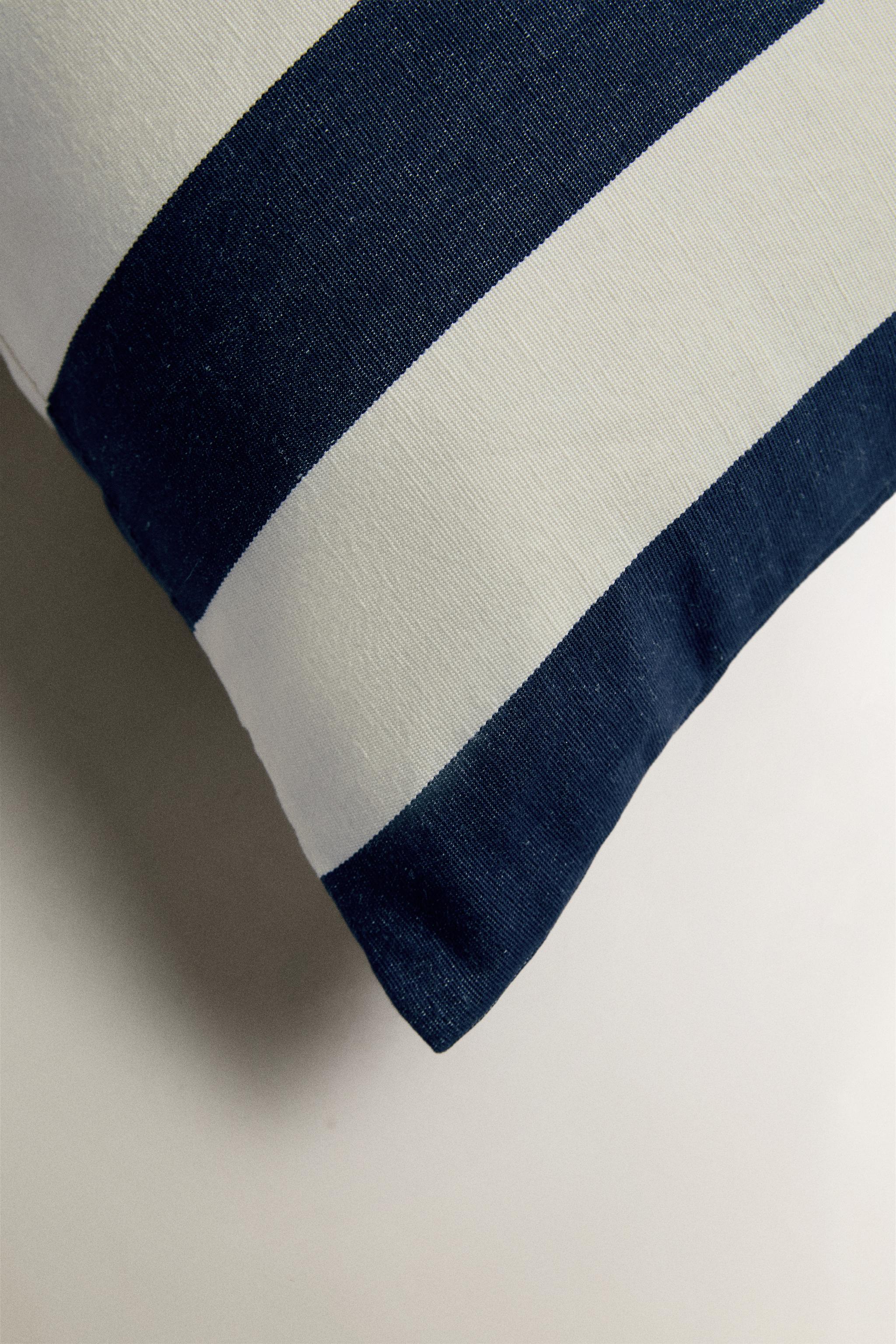 WIDE STRIPE THROW PILLOW COVER