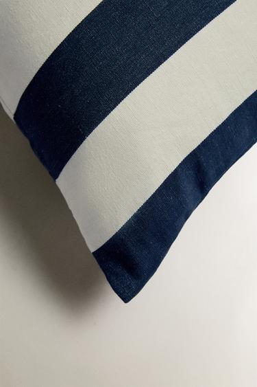 HOUSSE DE COUSSIN RAYURES LARGES - Bleu de Zara - Image 1