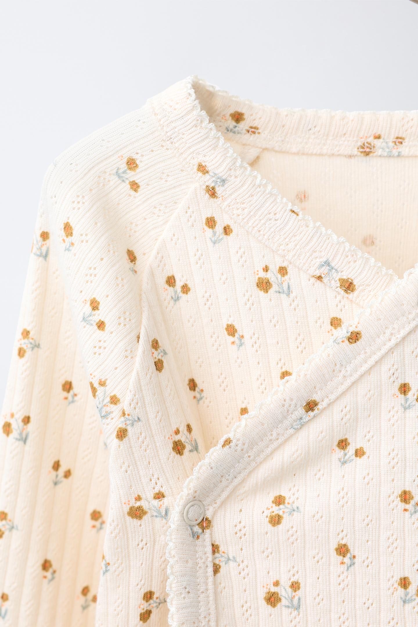 Детские комплекты Zara Floral Print T-SHIRT, Legging, and Bonnet Set, цвет: Экрю — фото 4