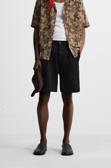 RELAXED FIT BERMUDA SHORTS WITH PLEATS - Black by Zara - Image 1