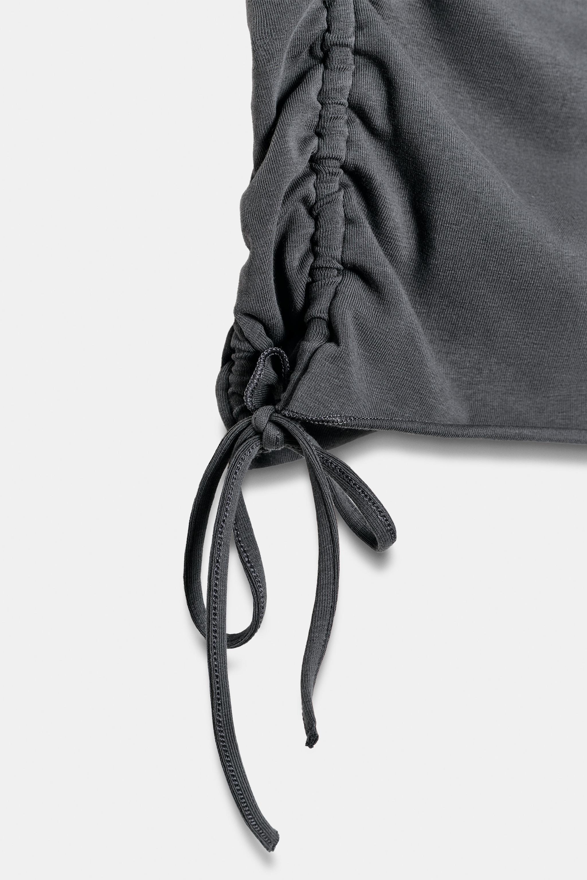 ADJUSTABLE RUCHED T-SHIRT