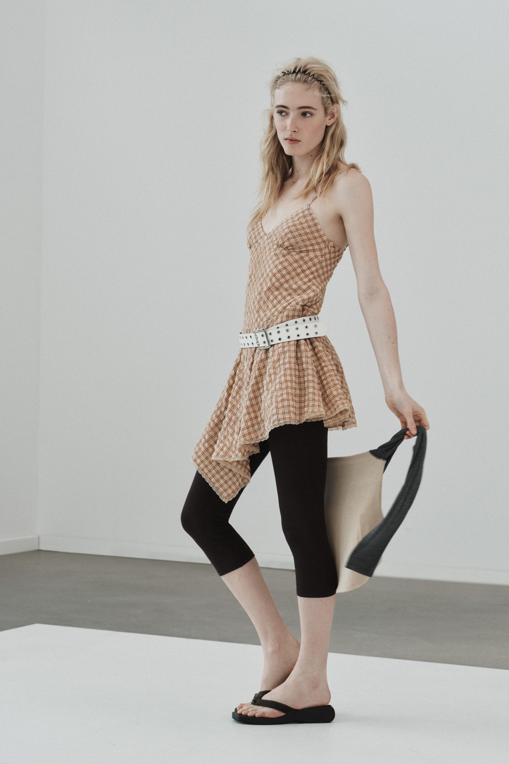 SHORT CHECK DRESS WITH LACE