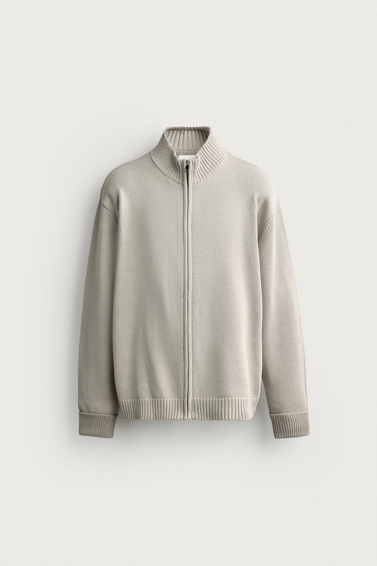 ZIP-UP KNIT CARDIGAN