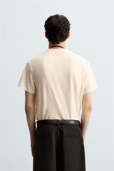 T-SHIRT 100 % LIN - Écru de Zara - Image 2