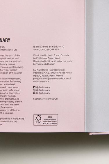LIVRE FASHION UNFOLDED "POP UP" DIOR (ANGLAIS) - Rose de Zara - Image 3