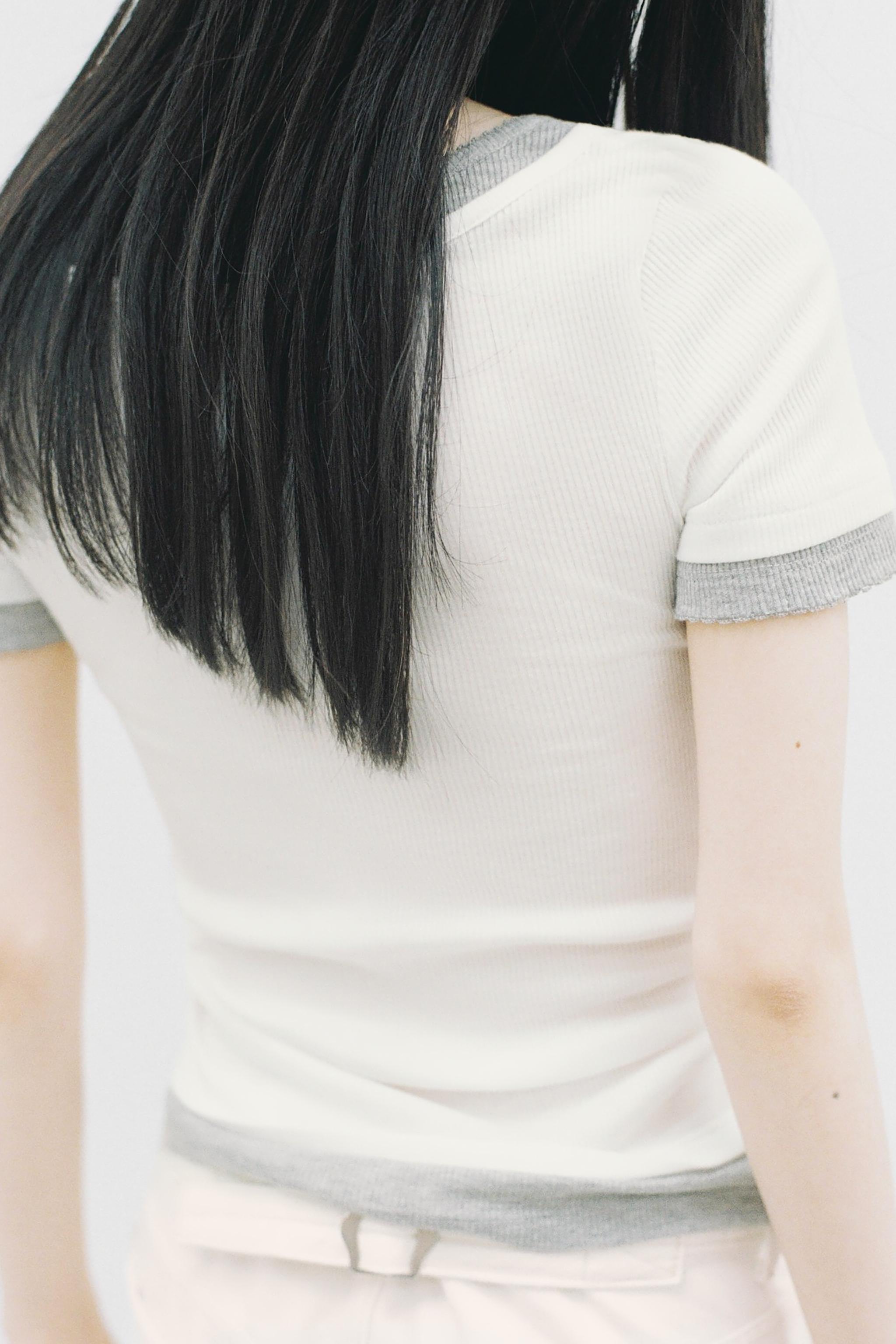 国内発送★ZARA★ダブルリブ ギャザー入り*半袖Ｔシャツ zara ダブルリブ ギャザー入りTシャツ - メルカリ