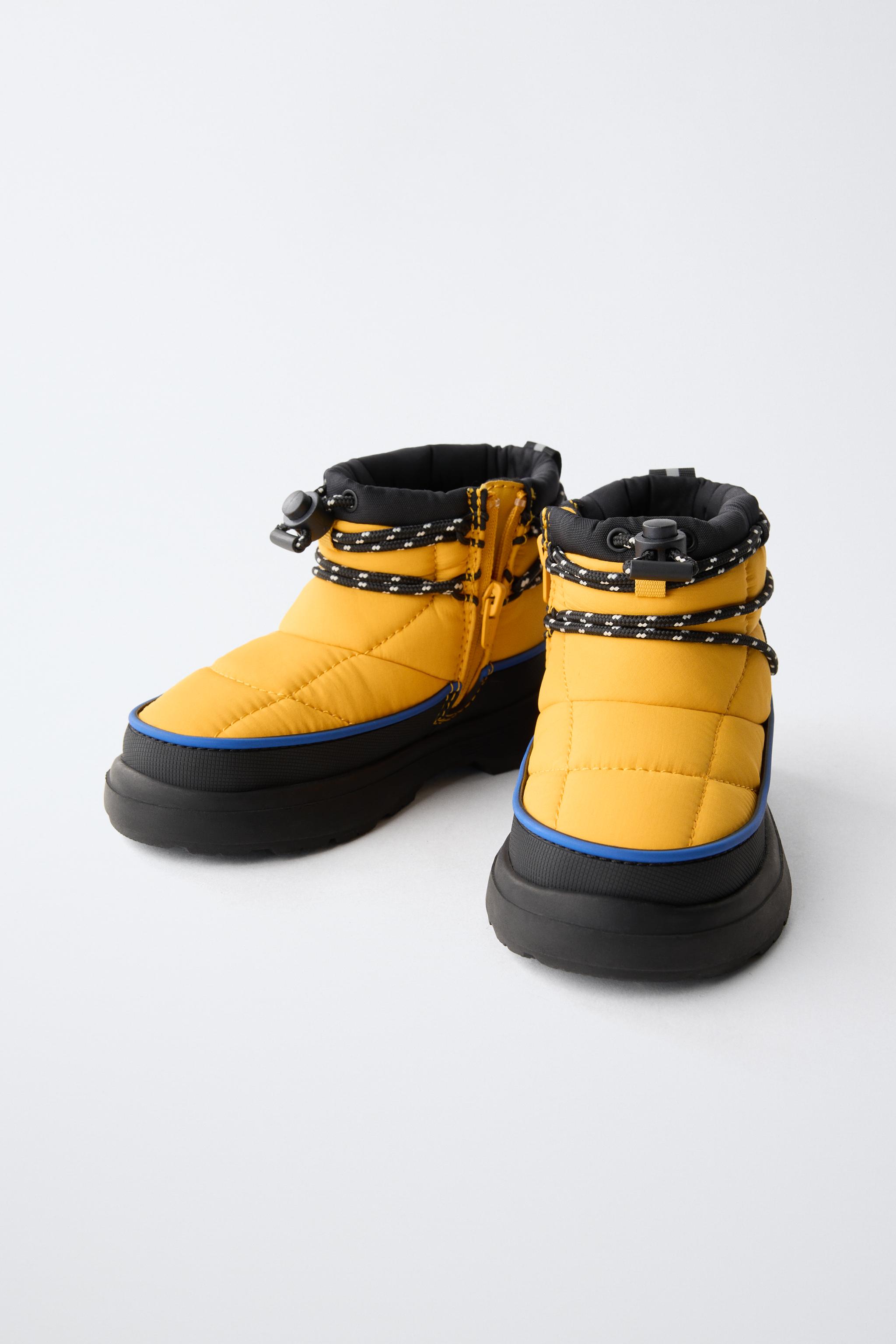 WATER REPELLENT PADDED ANKLE BOOTS