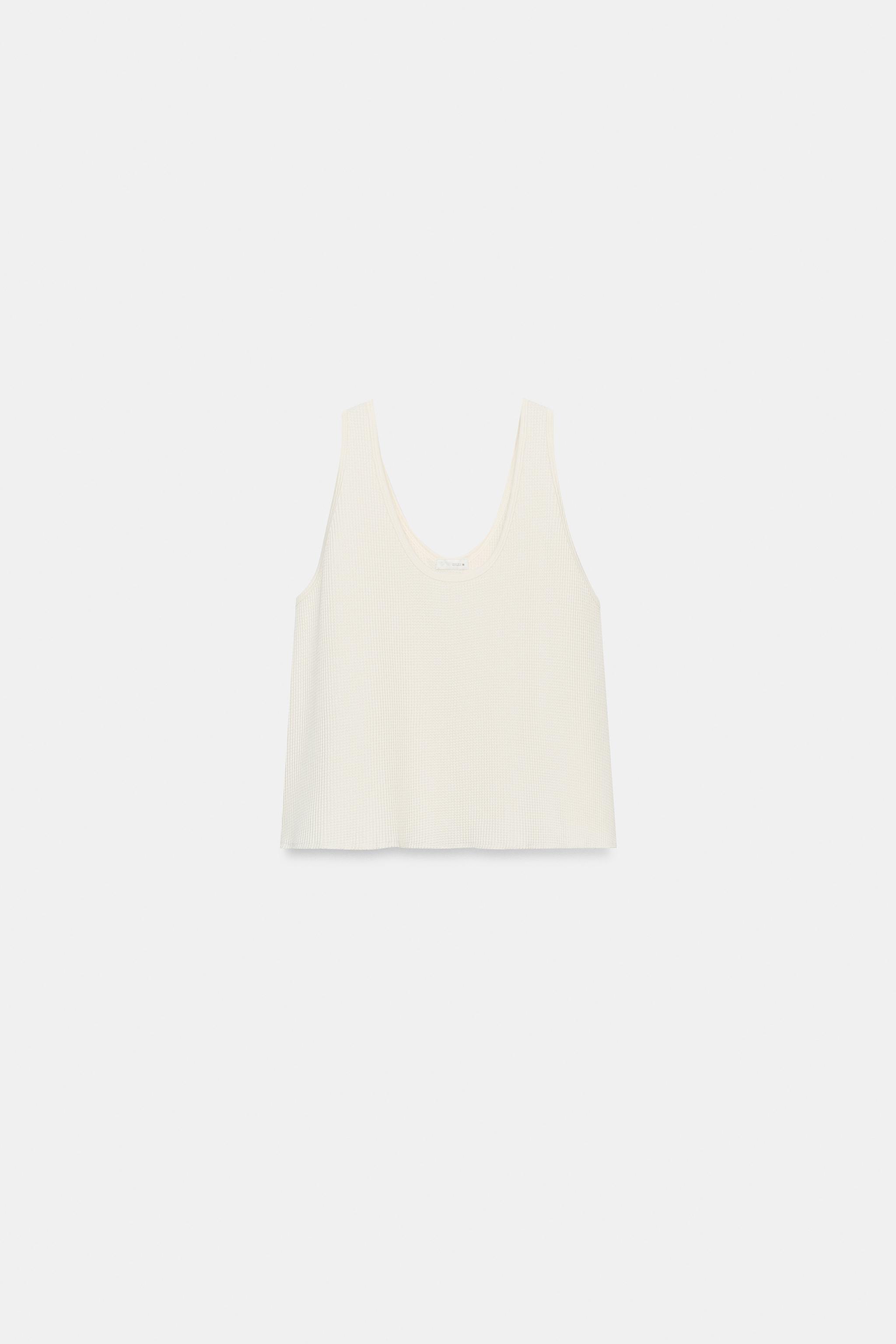 STRUCTURED STRAP TOP