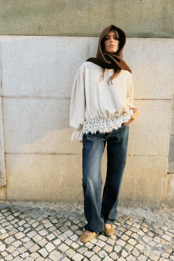 TOP ROMANTIQUE EN DENTELLE