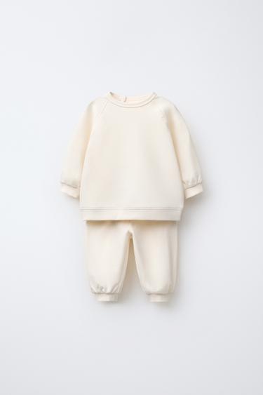 JOGGER TROUSERS AND SWEATSHIRT CO ORD - Ecru by Zara