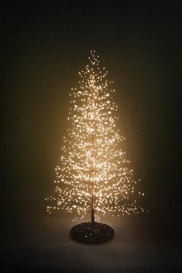 Zara LED LIGHT CHRISTMAS TREE (70.9") - Brown
