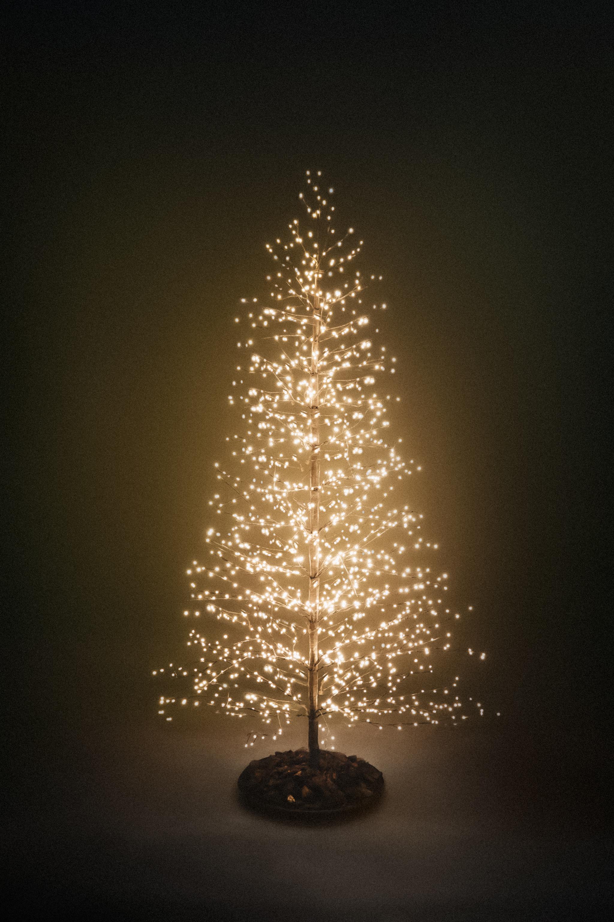 LED LIGHT CHRISTMAS TREE (70.9")