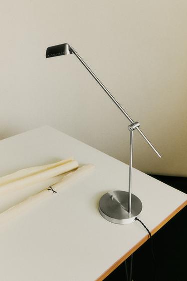 METAL DESK LAMP - P by Zara
