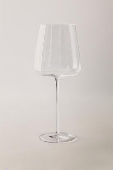 VERRE À VIN ULTRALÉGER - Transparent de Zara