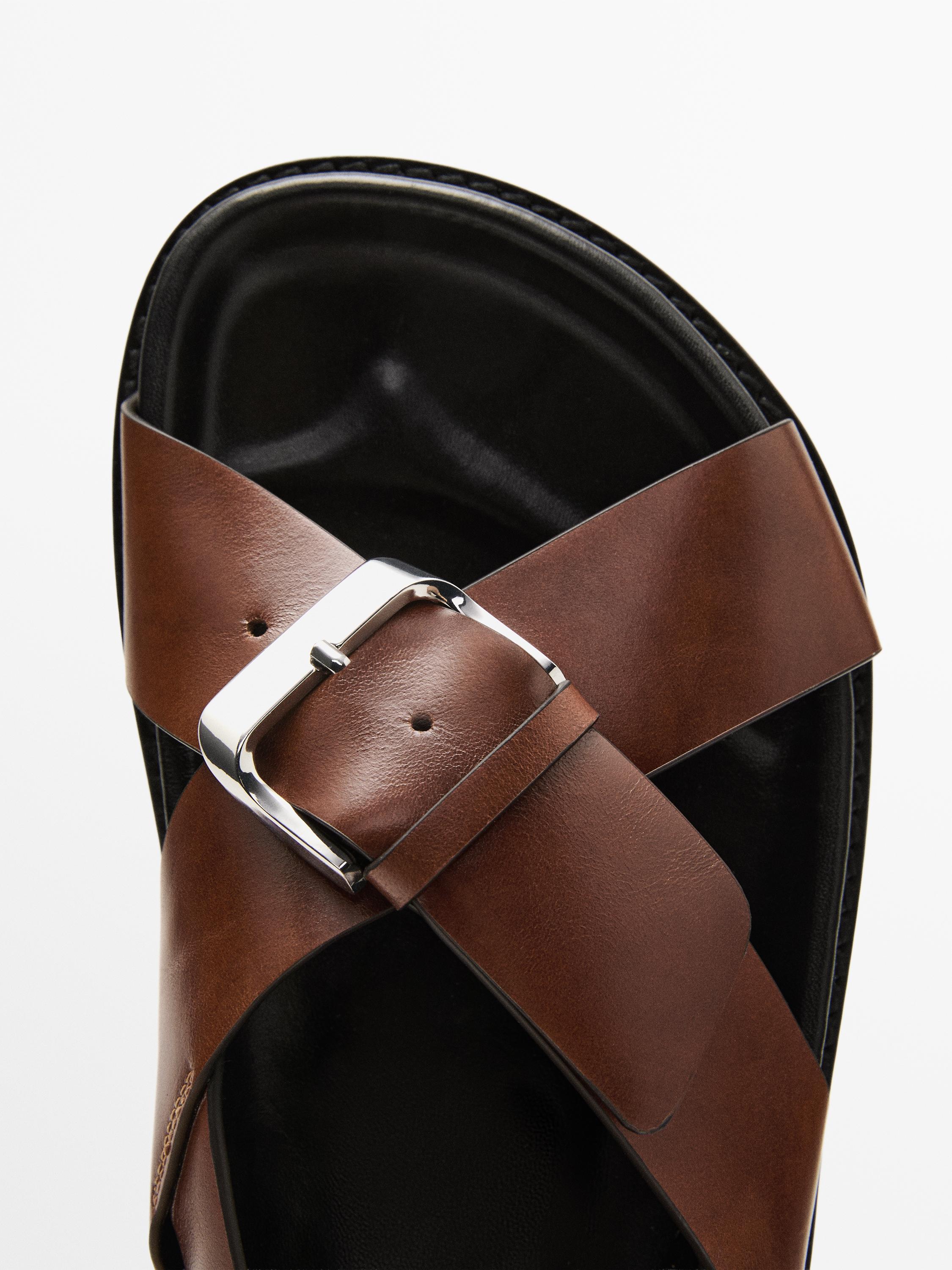 Sandales cuir croisées