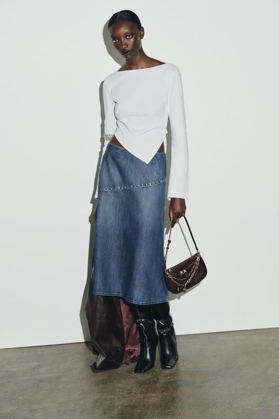 MINI CROSSBODY BAG WITH CHARM DETAIL