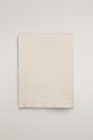 TEXTURED JACQUARD THROW - Ecru by Zara