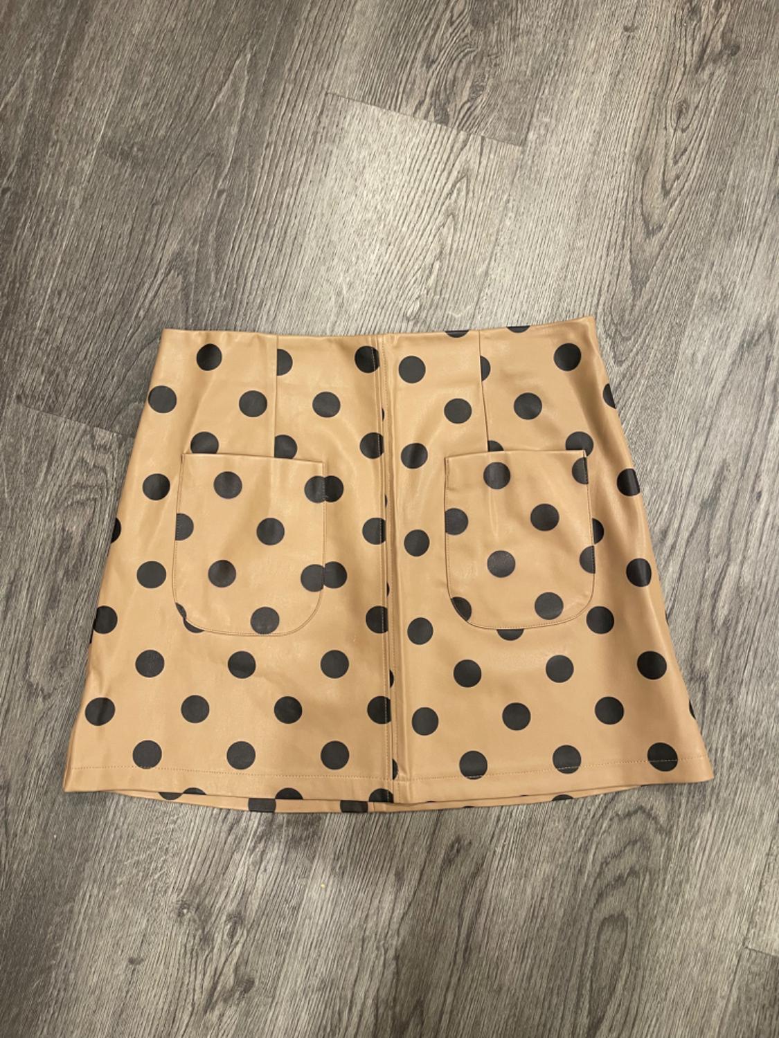 FAUX LEATHER POLKA DOTS SKIRT