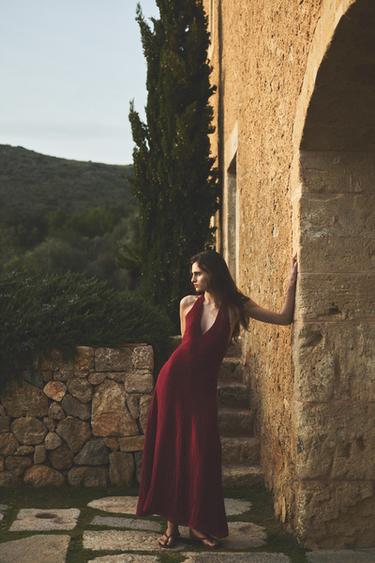 TOTAL LOOK - Visón vigoré de Zara - Imagen 0