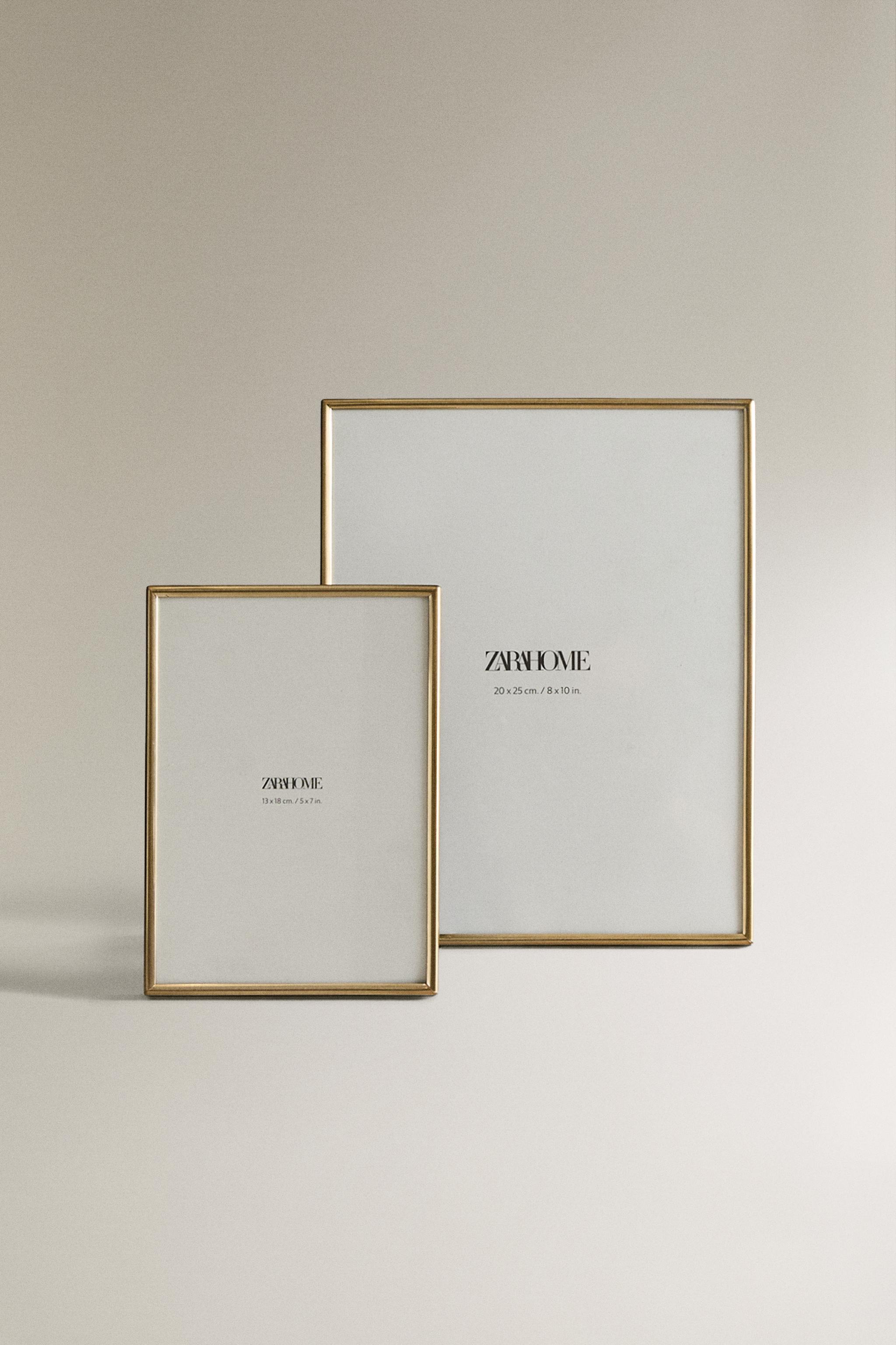 GOLD METAL PHOTO FRAME