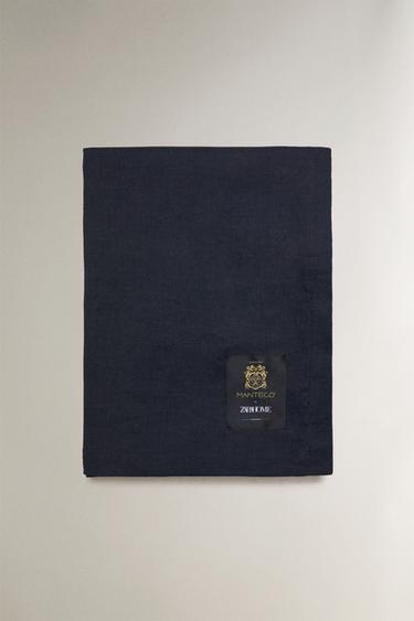 MANTECO LINEN BLANKET - أزرق الخاص بـ Zara
