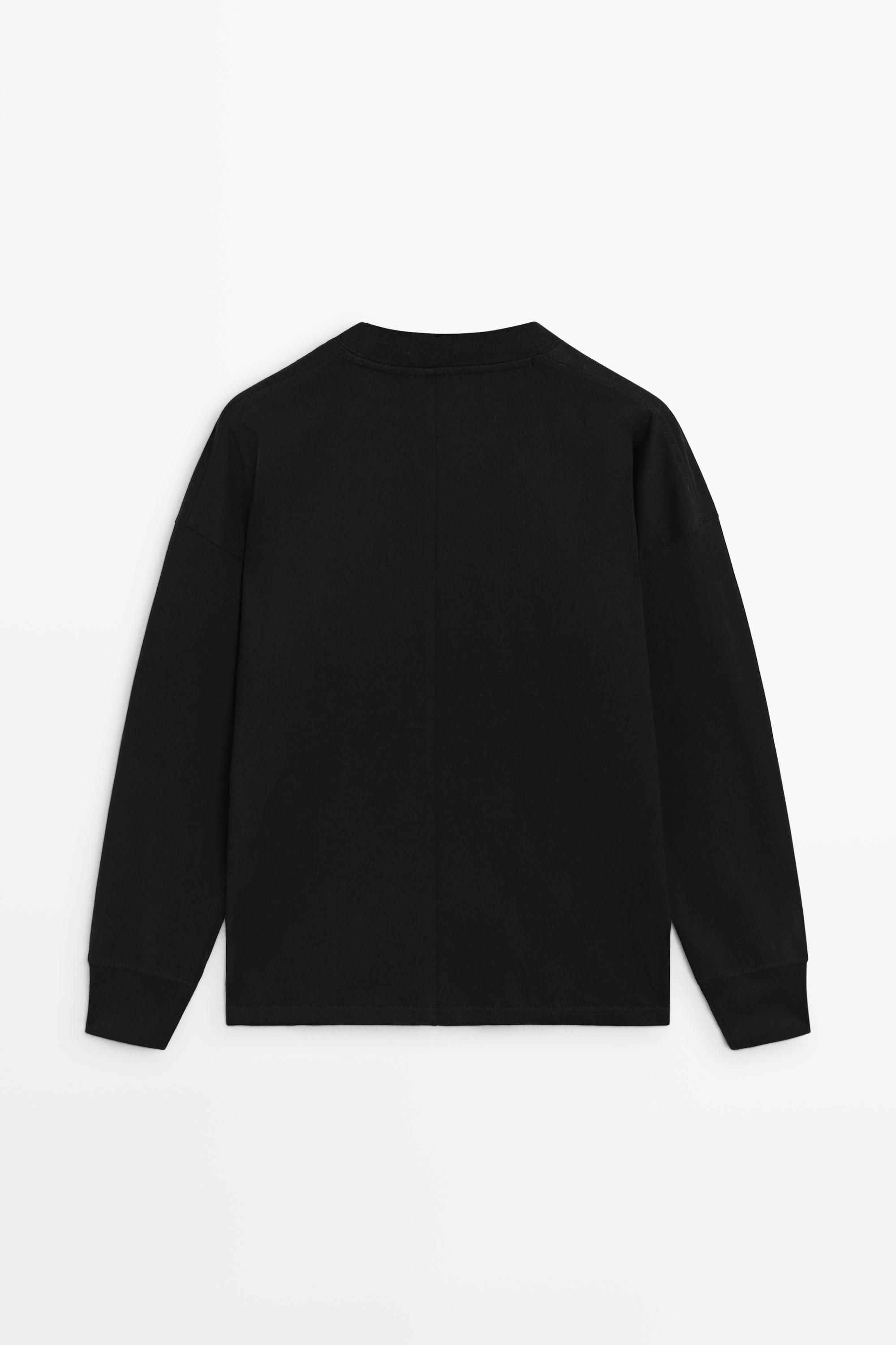 Long sleeve round neck T-shirt