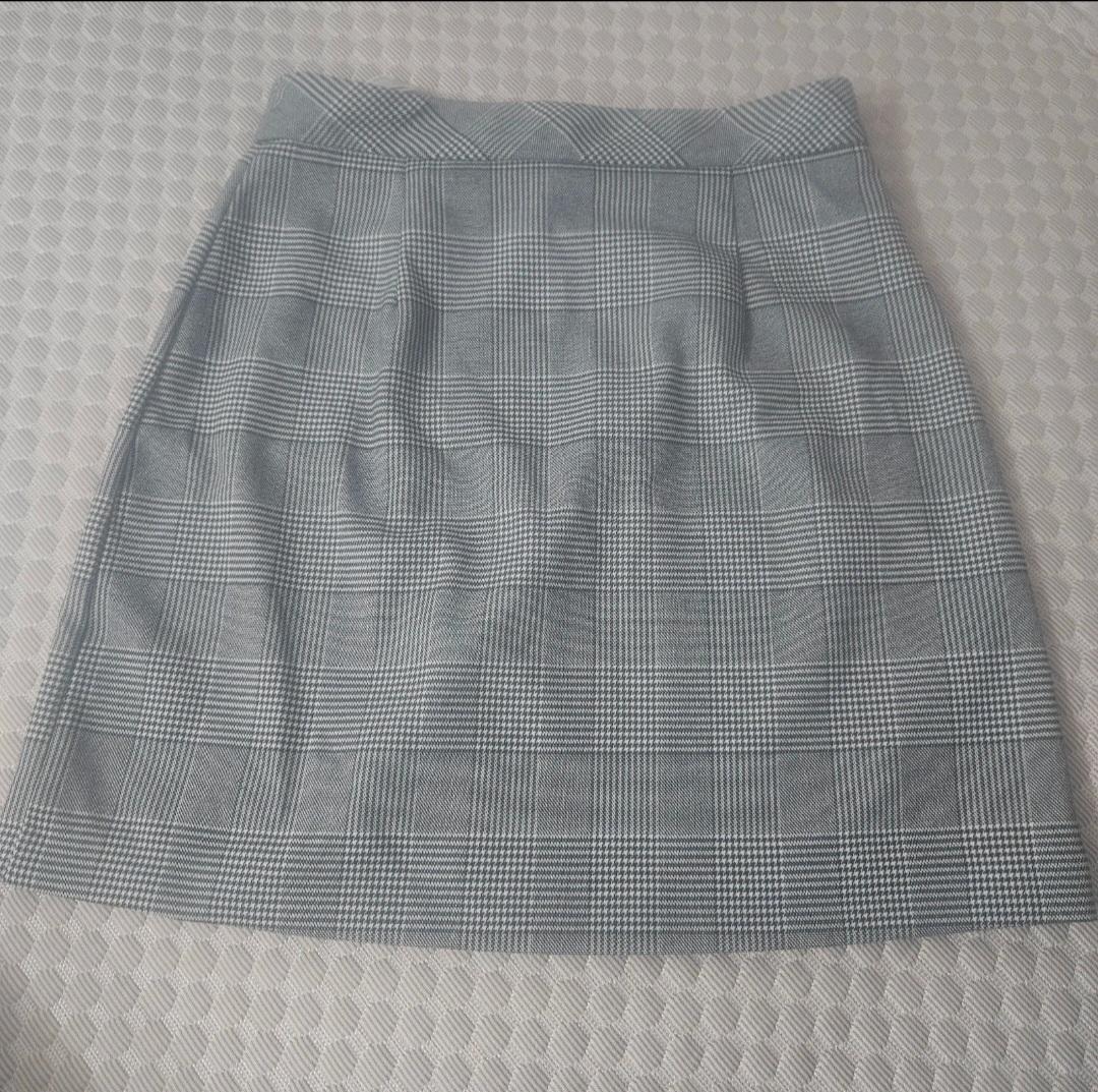 CHECKED BUTTONED SKIRT - Image 2