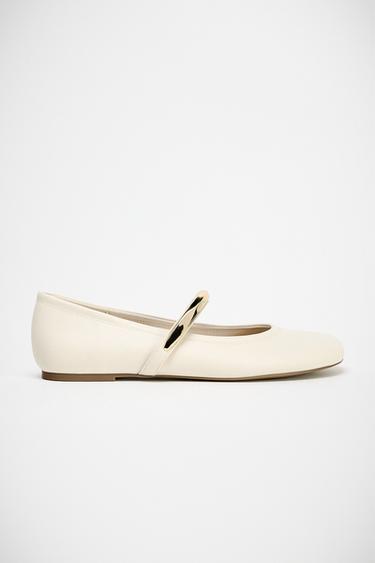 Zara METAL STRAP BALLET FLATS - White