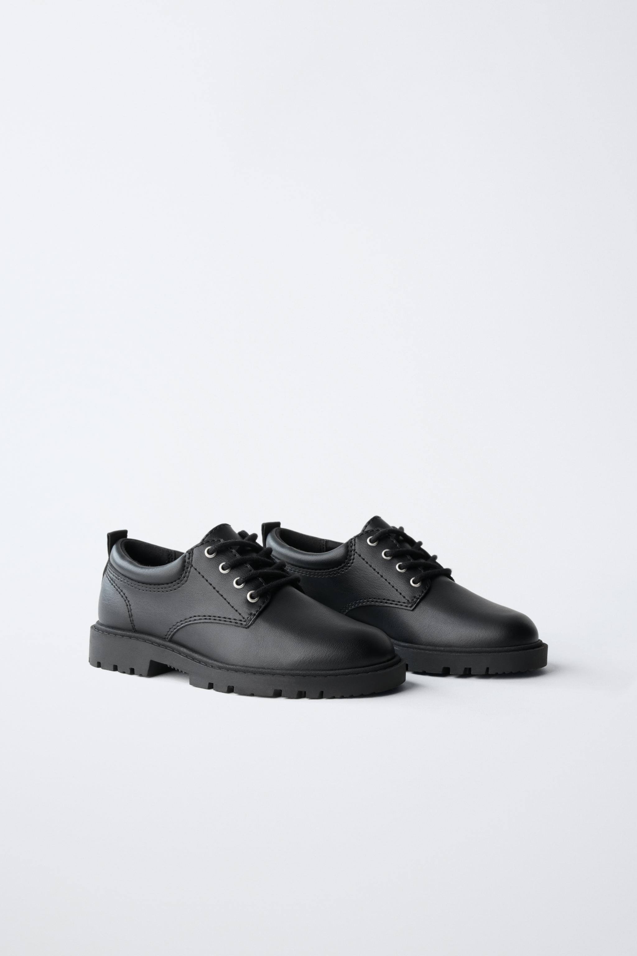 DERBYS À LACETS