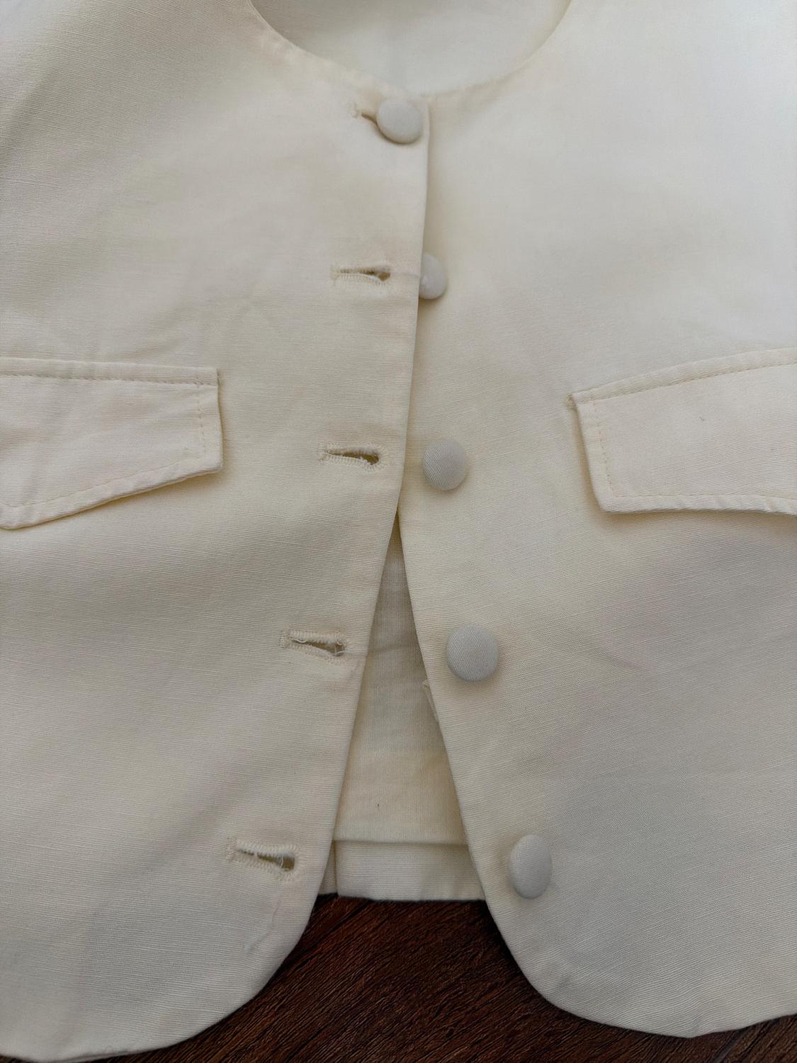 CUERPO CROP CON LINO BOTONES - Image 3