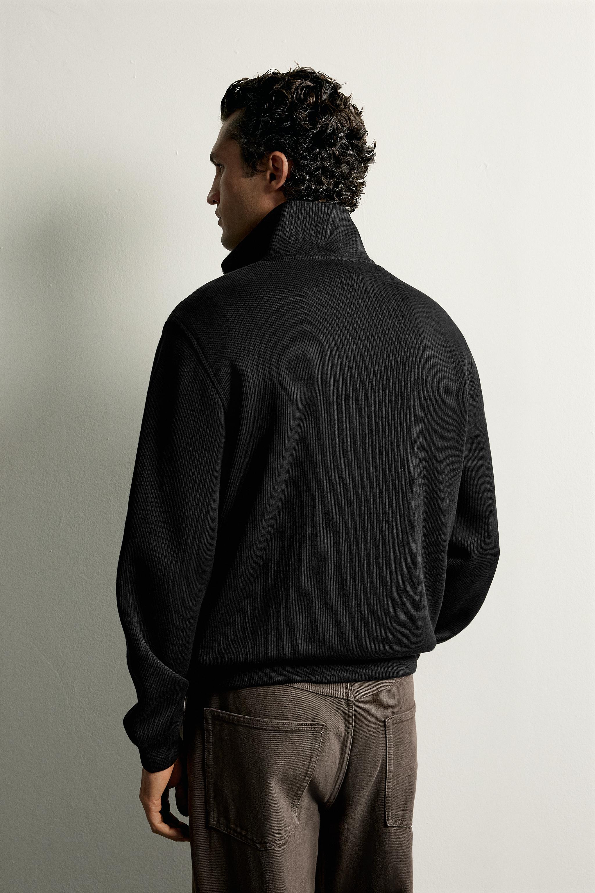 REGULAR FIT ZIP-UP JACKET