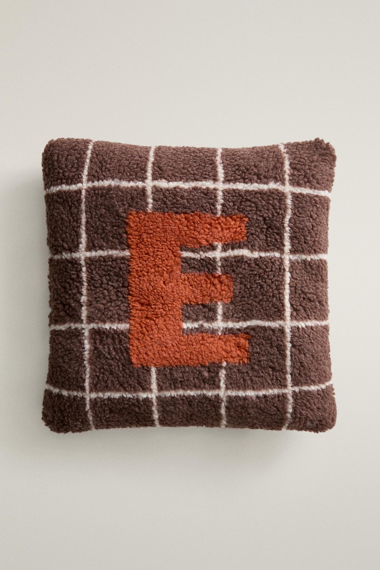 CHILDREN'S FAUX SHEARLING CUSHION WITH E