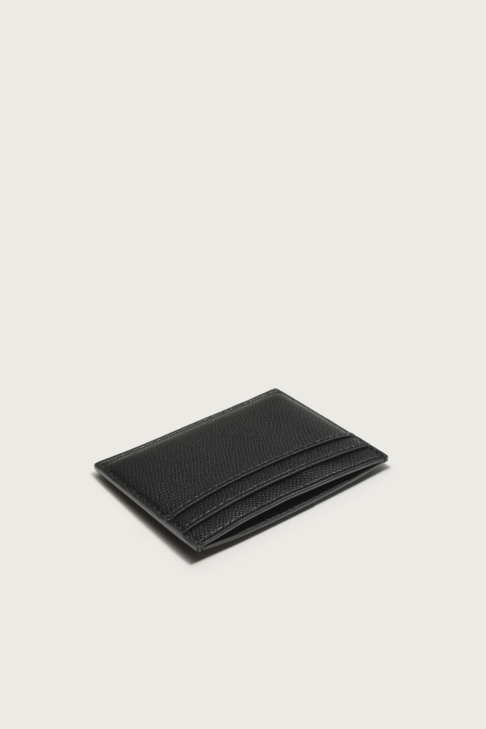 TEXTURED CARD HOLDER — Black