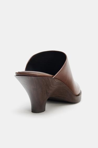 SABOTS À TALONS EN CUIR - Marron de Zara - Image 5