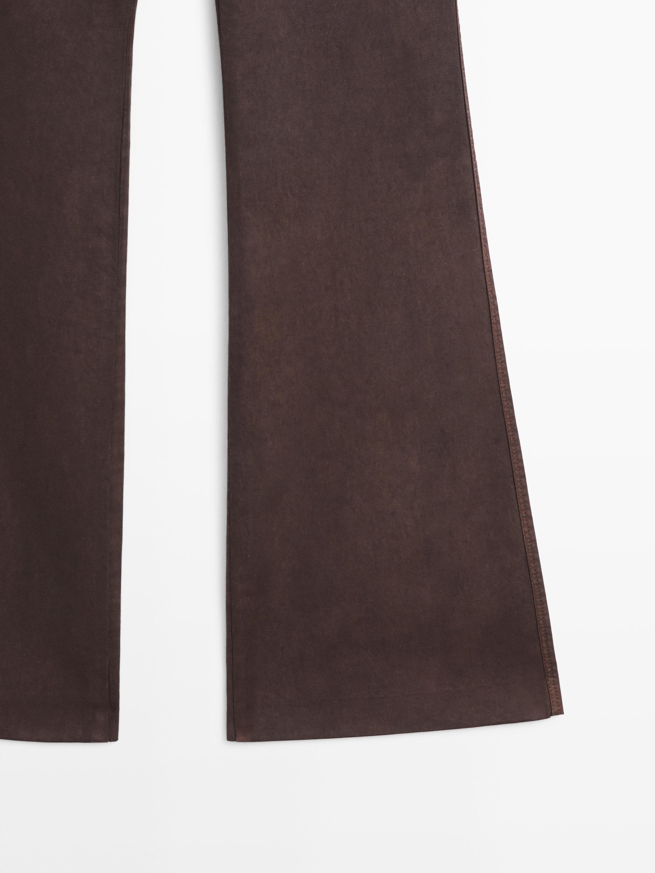 Pantalon cropped flare enduit