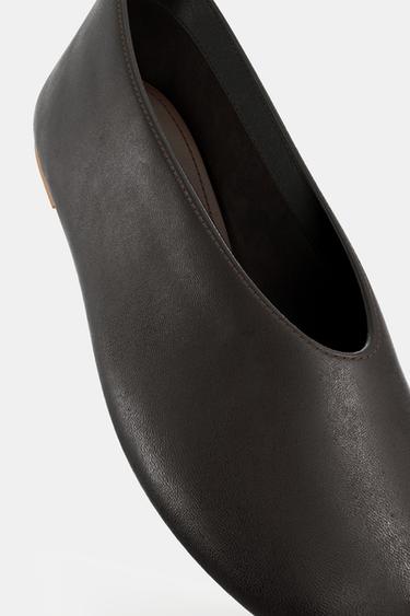 BALLERINES EN CUIR AVEC OUVERTURE - Marron de Zara - Image 5