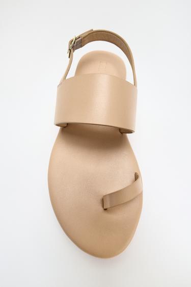 LEATHER FLAT SANDALS - Camel Brown by Zara