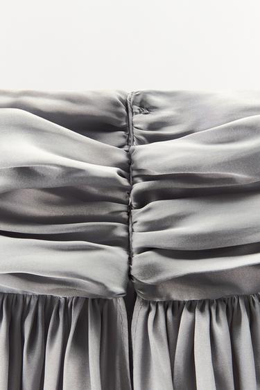 SATINKLEID MIT CAPE – LIMITED EDITION - Grau von Zara