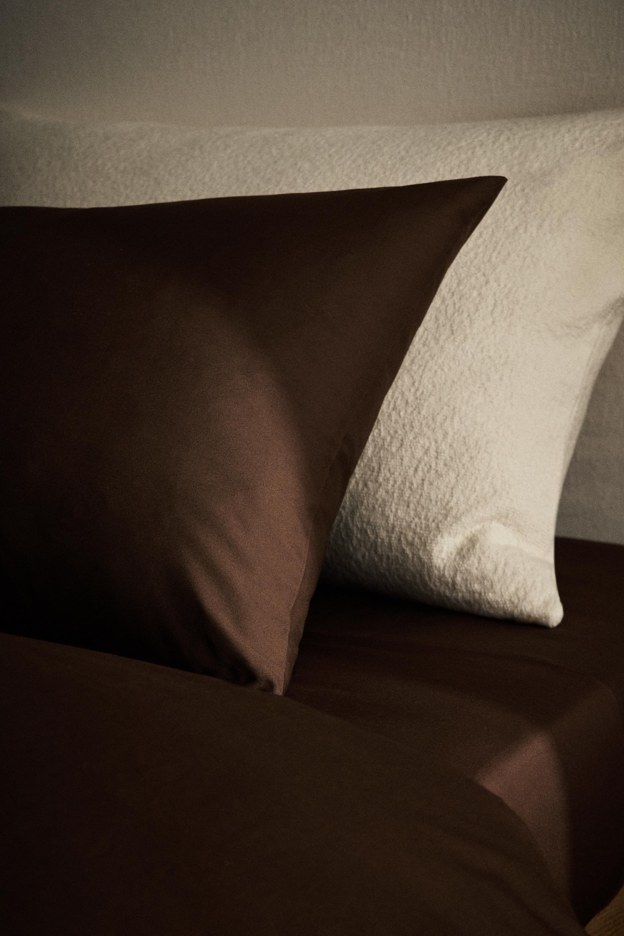 PERCALE COTTON PILLOWCASE ( THREAD COUNT