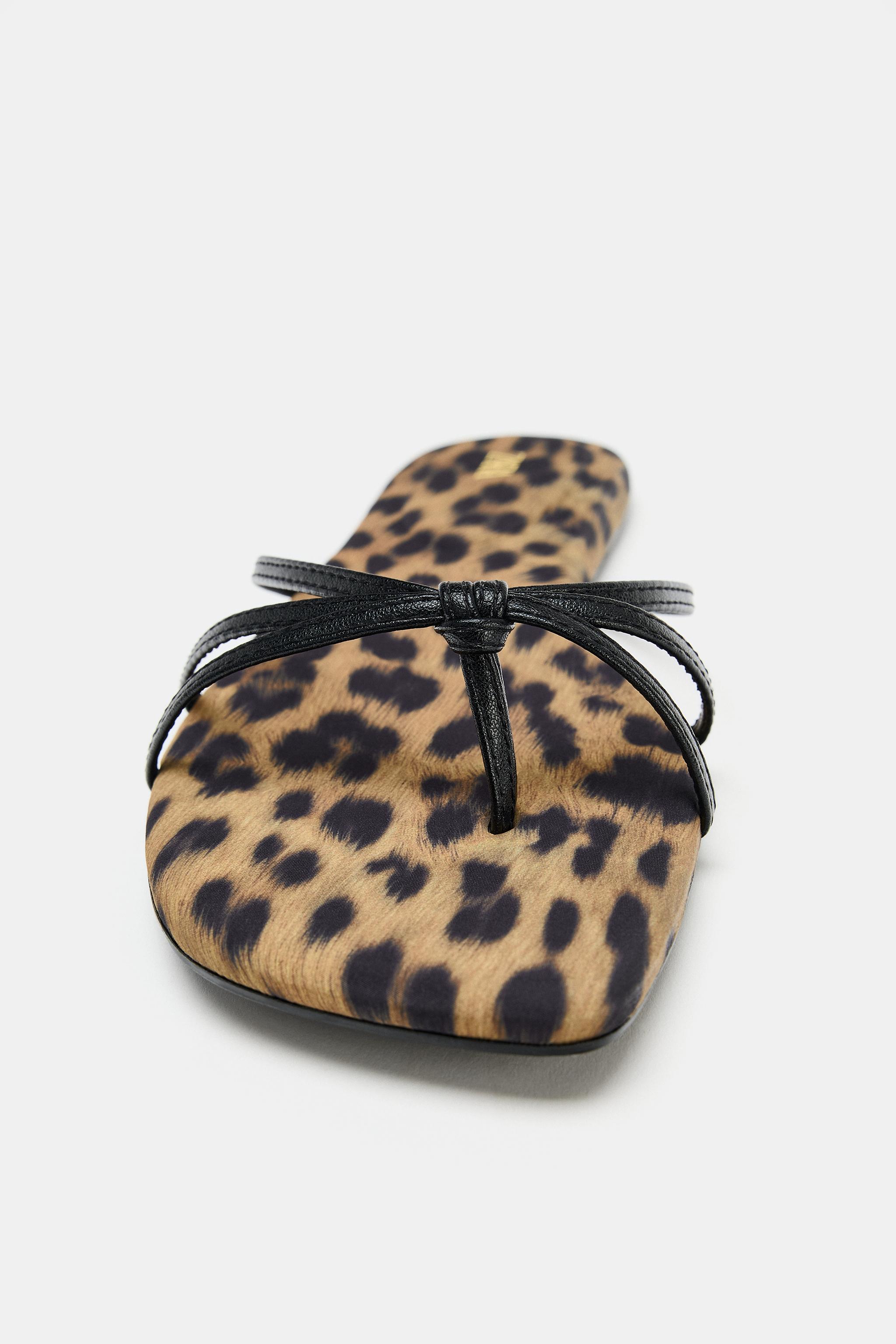 Женские сандалии Zara ANIMAL PRINT FLAT SANDALS — фото 5