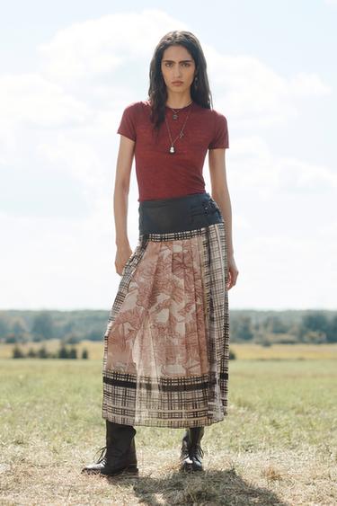 LIMITED EDITION SCARF PLEATED SKIRT - Printed by Zara - Image 1