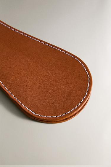 LEATHER TRAVEL SHOEHORN - Mid-camel by Zara - Image 3