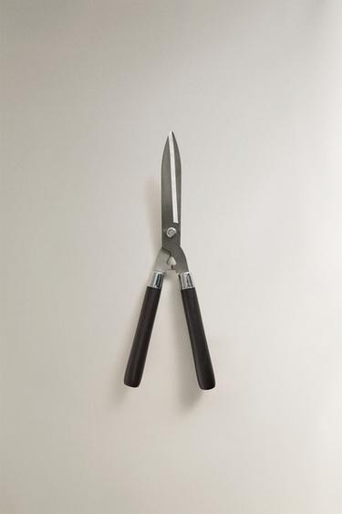 SHORT GARDEN HEDGE SCISSORS - Dark brown by Zara