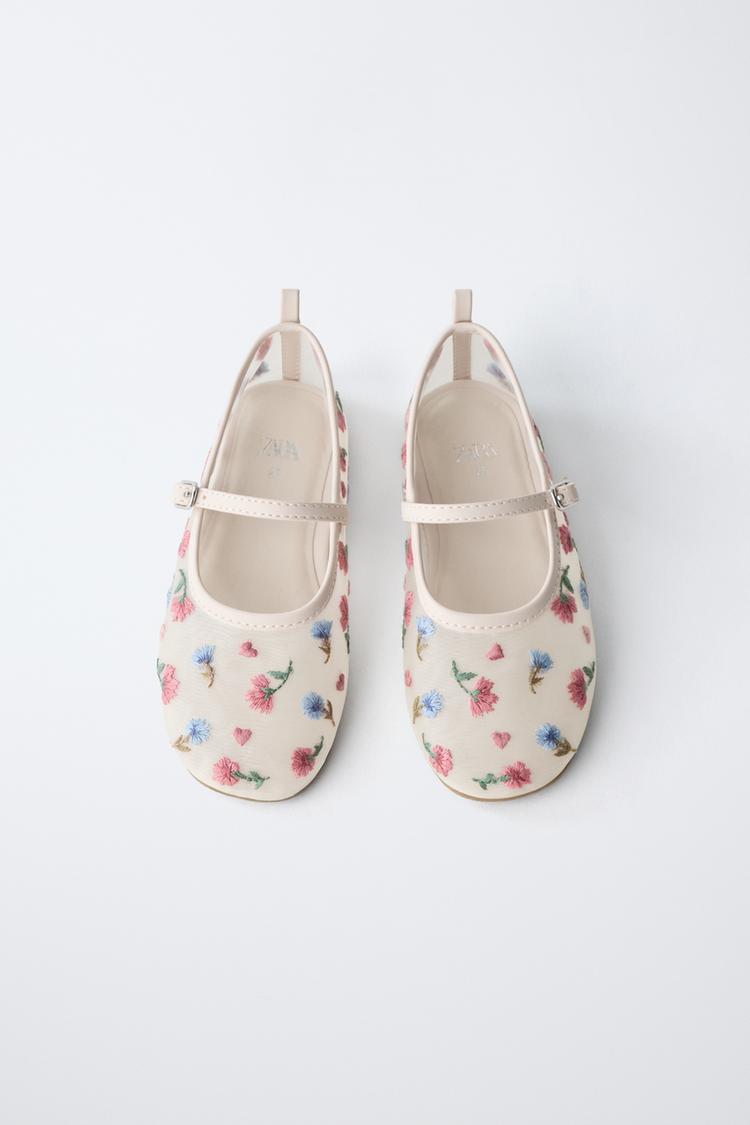 Balletas con bordado floral 4